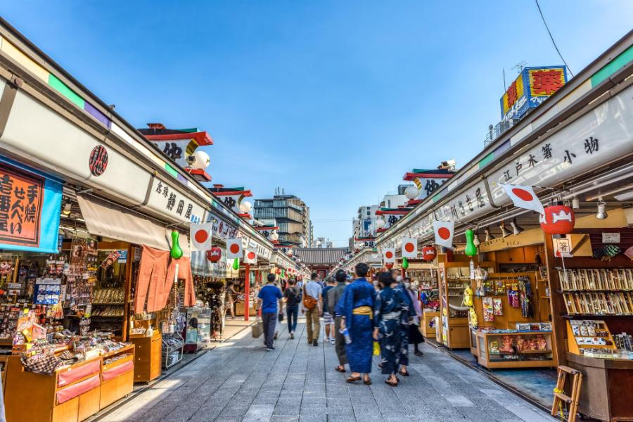 Nakamise shopfronts